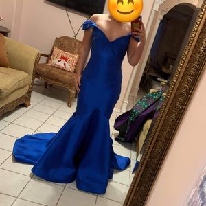 Jovani 02359